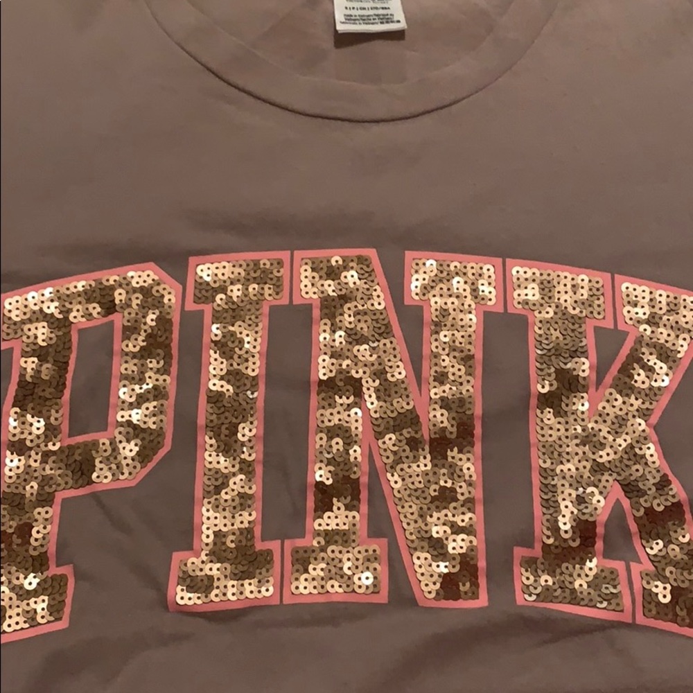 Victoria’s Secret T-shirt in a Small